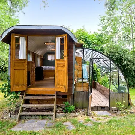 La Roulotte De La Ferme De Froidefontaine Hotel Havelange Exterior foto